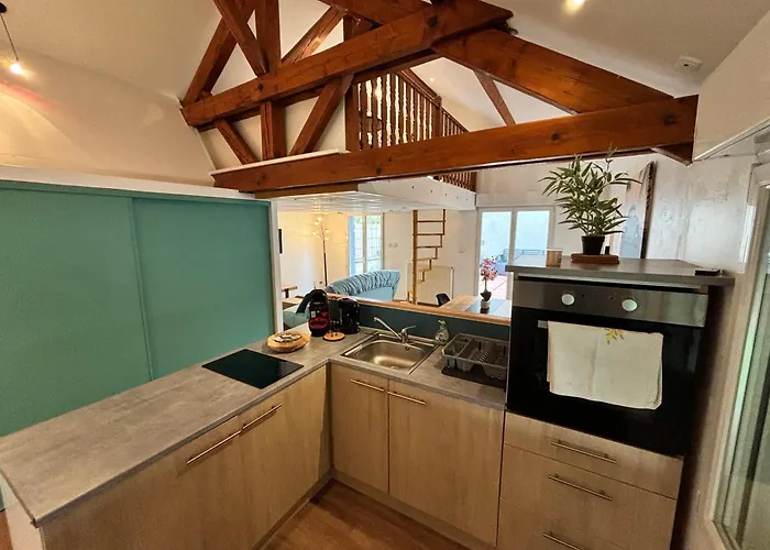 Mini-Loft, Terrasse 24M2, Internet Haut-Debit, Garage Prive Et Place De Parking