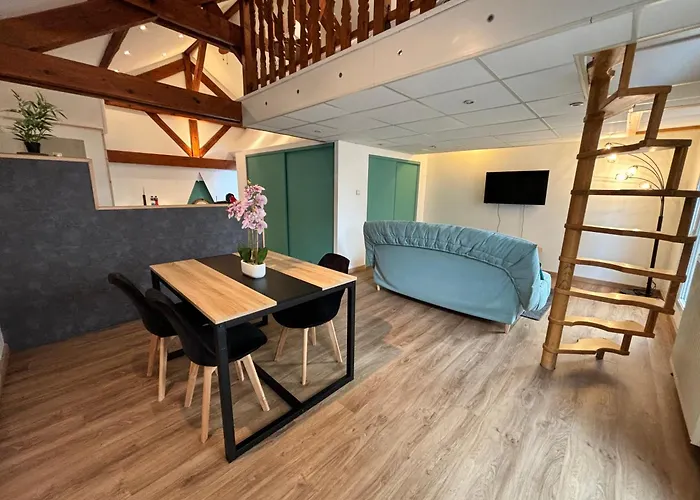 Mini-Loft, Terrasse 24M2, Internet Haut-Debit, Garage Prive Et Place De Parking