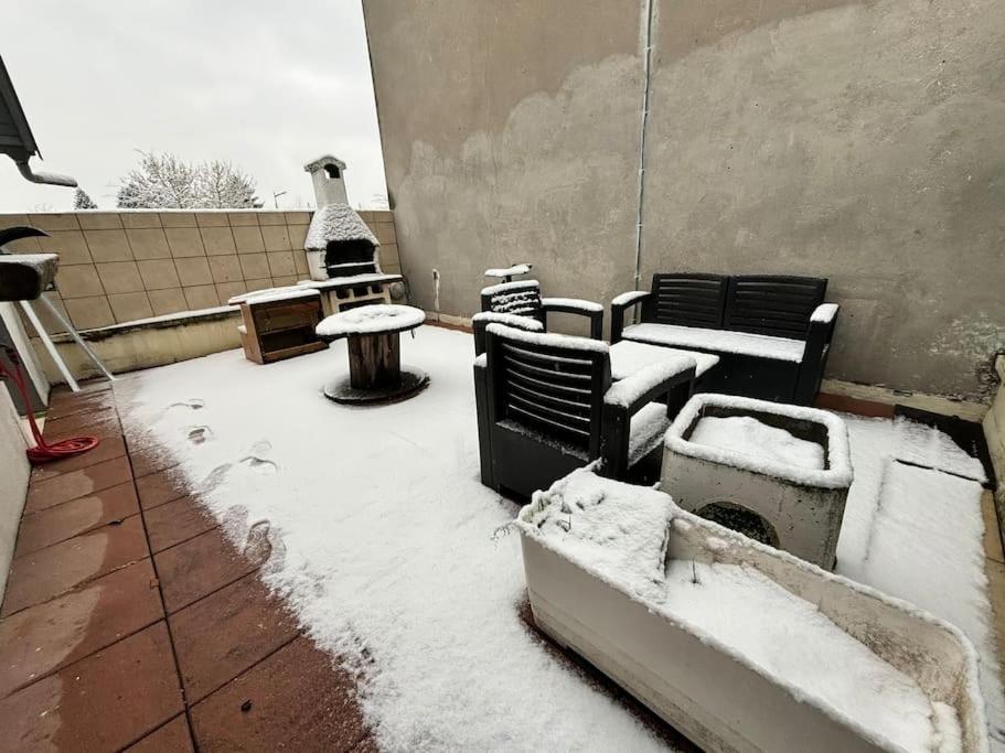 Mini-Loft, Terrasse 24M2, Internet Haut-Debit, Garage Prive Et Place De Parking * Audincourt